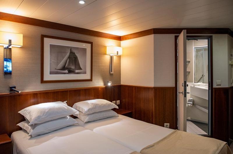 Douro Cruiser Hotel Вила Нова ди Гая Екстериор снимка