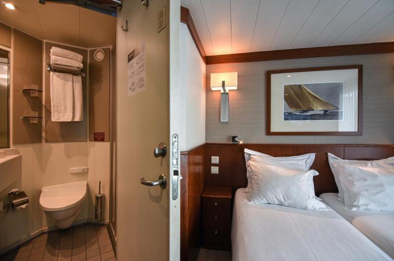 Douro Cruiser Hotel Вила Нова ди Гая Екстериор снимка