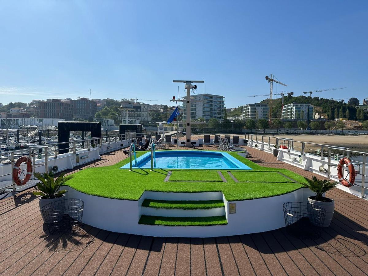 Douro Cruiser Hotel Вила Нова ди Гая Екстериор снимка